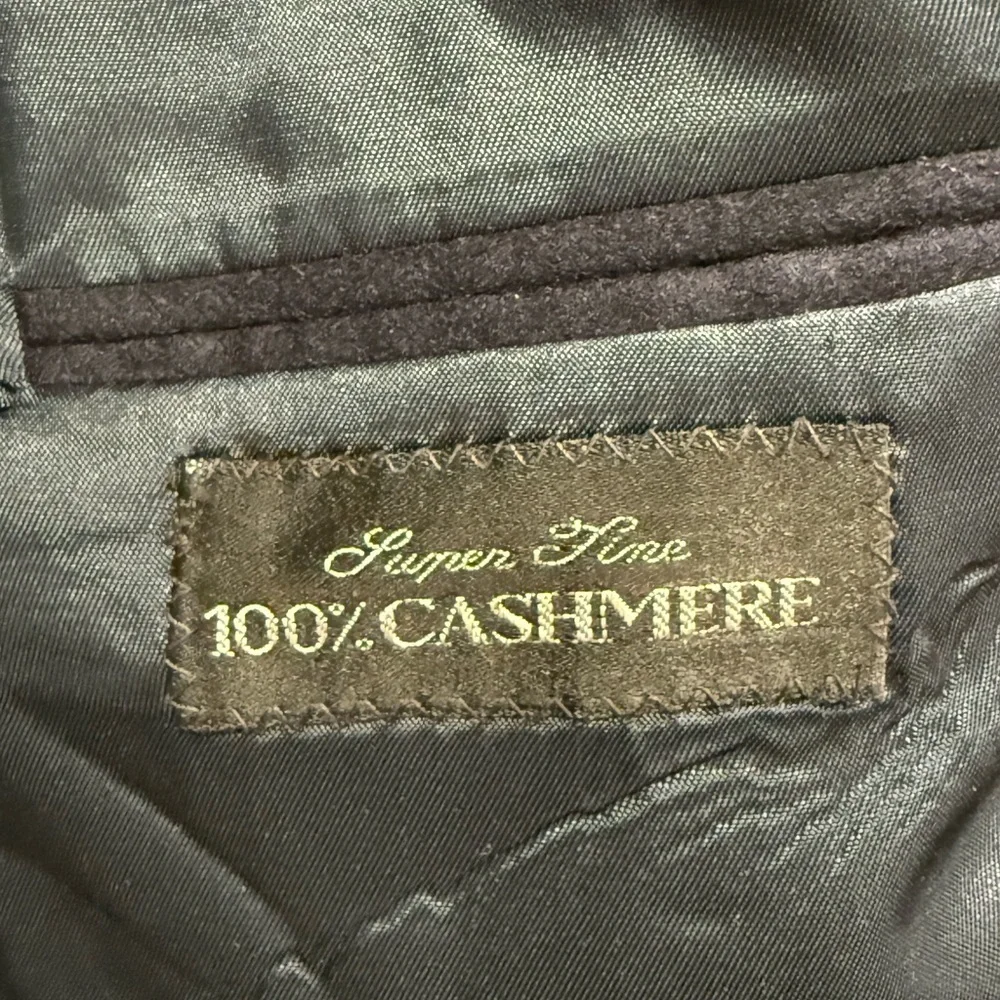 Nieman Marcus 100% Super Fine Cashmere Sports Coat Mens 44R Navy Blazer